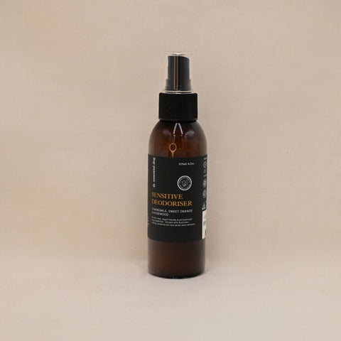 Organic Sensitive Dog Deodoriser, Chamomile, Orange & Rosewood - Sparkly Tails