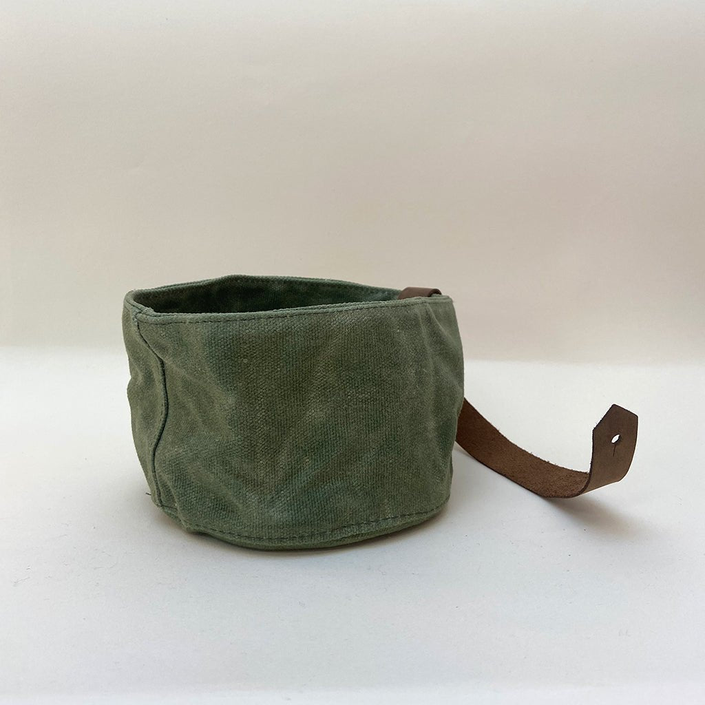 Foldable Dog Bowl. Made with recyclable canvas - Sparkly Tails