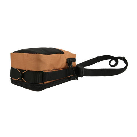 Woolly Wolf Hydration Shoulder Bag Wood Brown Mix — compartments detail — Sparkly Tails