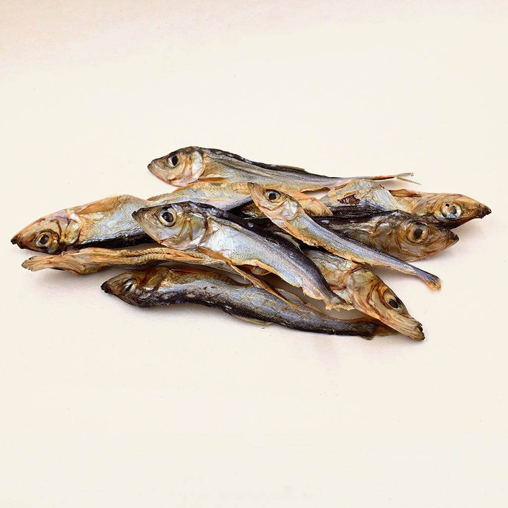 Dried sprats for dogs hotsell